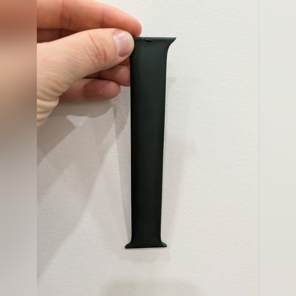 Genuine Apple Watch Solo Band (Dark Green 44mm/8) - Picture 4 of 4